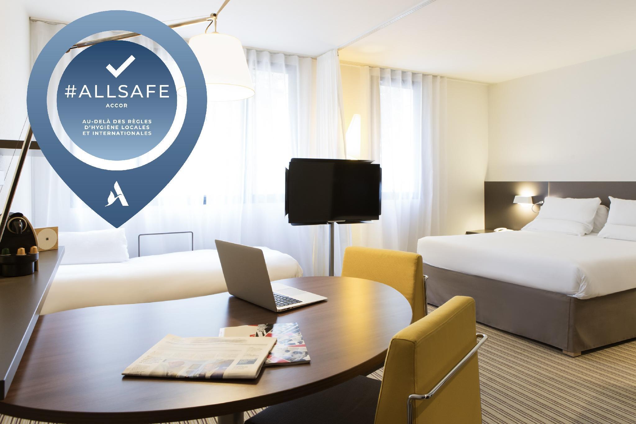 B&B Hotel Rueil-Malmaison Gare Екстер'єр фото